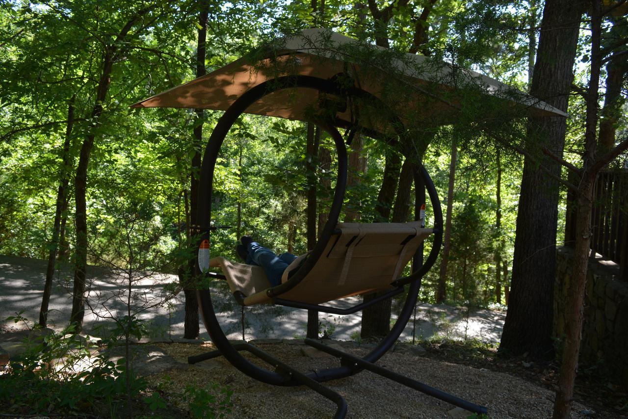 The Woods Cabins Юрика Спрингс Экстерьер фото