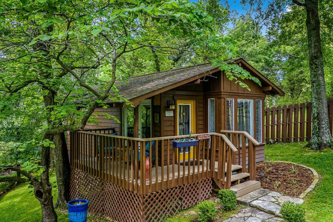 The Woods Cabins Юрика Спрингс Экстерьер фото